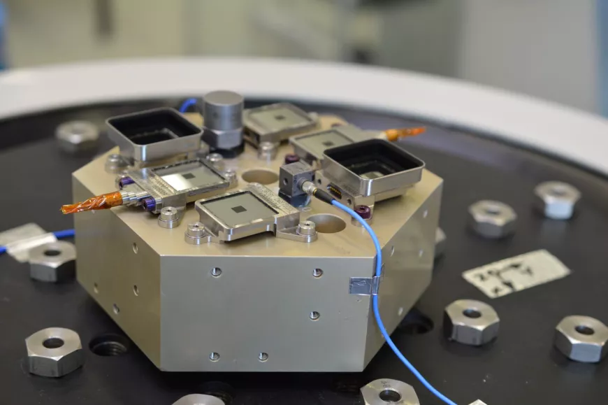 sun sensors of Lens R&D