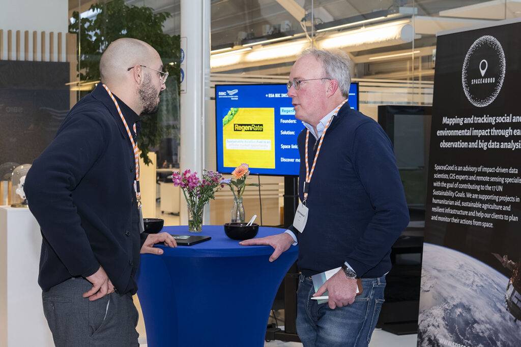 space and business professionals in the atrium at SBIC Noordwijk