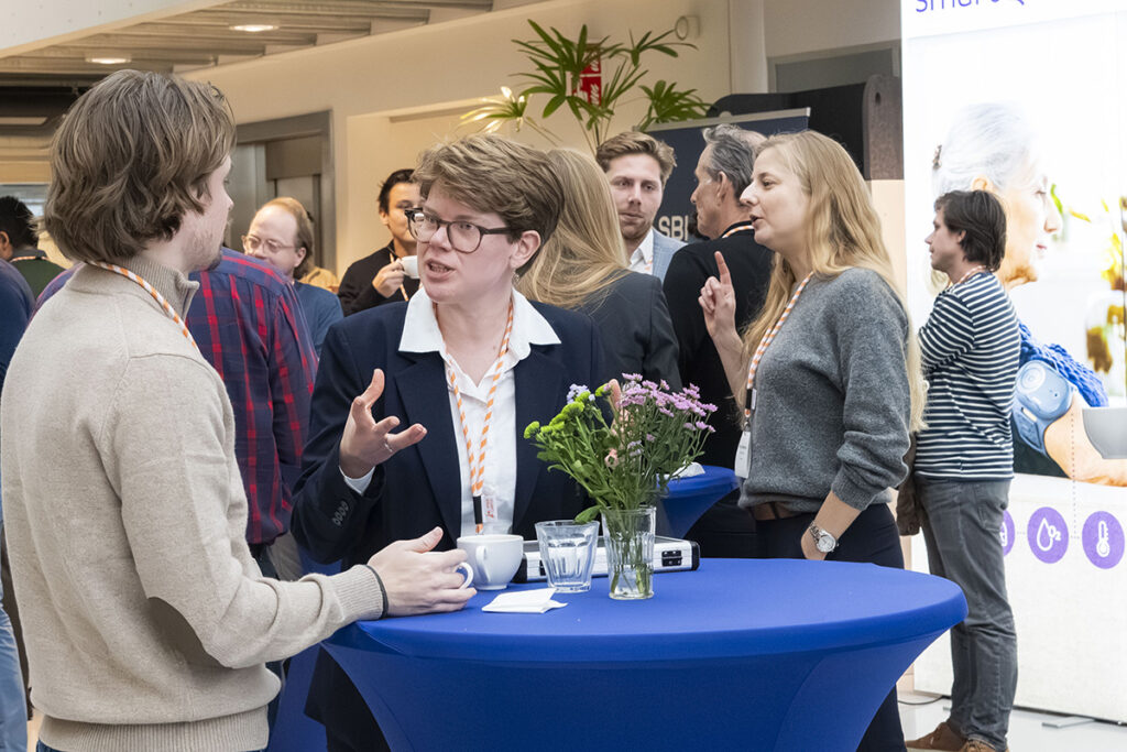 space and business professionals in the atrium at SBIC Noordwijk