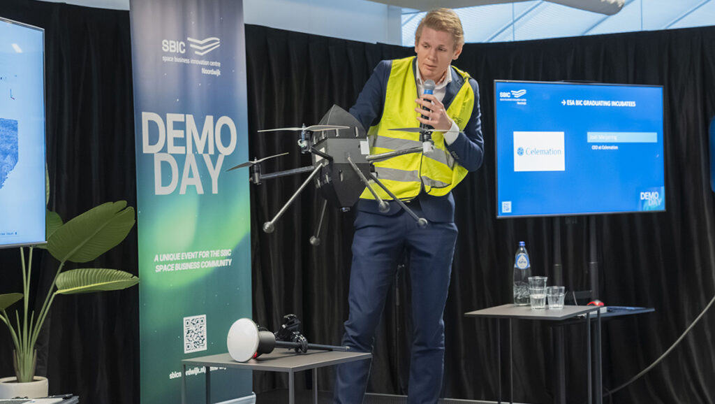 space business professional on stage at SBIC Noordwijk