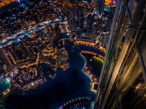 Shaping cities with earth observation