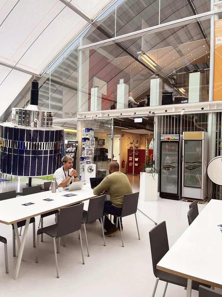 space and business professionals during pre-incubation programme at SBIC Noordwijk