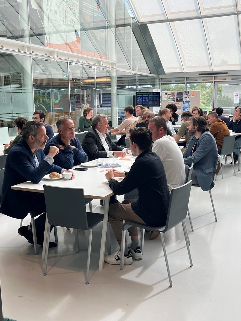 space and business professionals during pre-incubation programme at SBIC Noordwijk