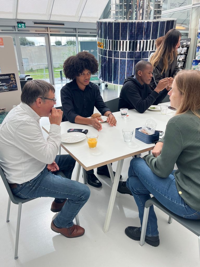 space and business professionals during pre-incubation programme at SBIC Noordwijk