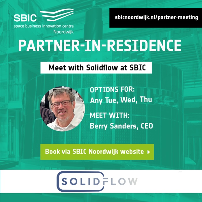 partner-in-residence green visual with headshot