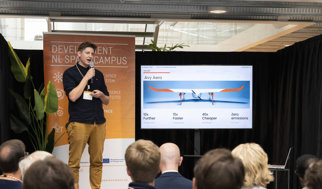 space business professional on stage at SBIC Noordwijk